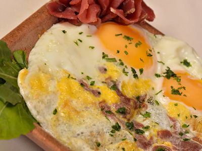 Sunny Side Up Eggs With Pastrami