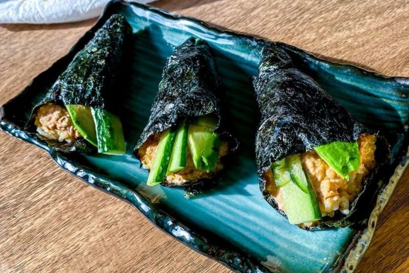 Spicy Tuna (Temaki) 1 Piece
