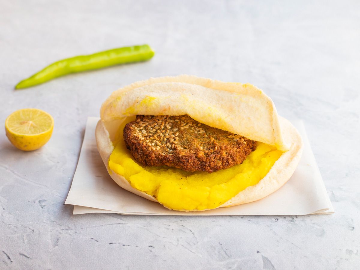 Taamia With Puree Sandwich