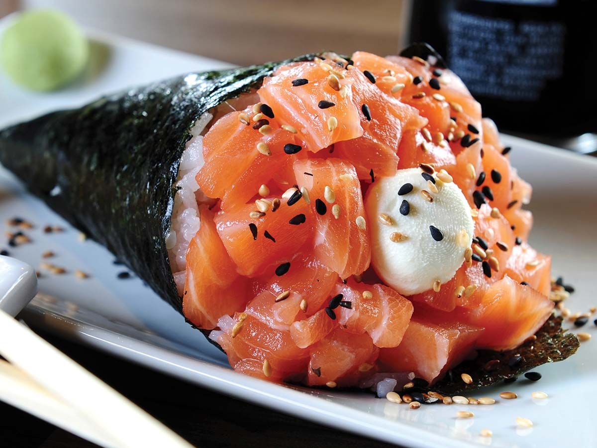 Spicy Salmon Temaki