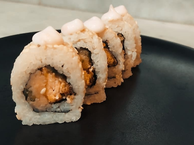 Hot Salmon Lemon - 6 Pieces