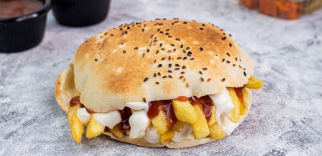 French Fries with Ketchup and Mayonnaise (syrian)