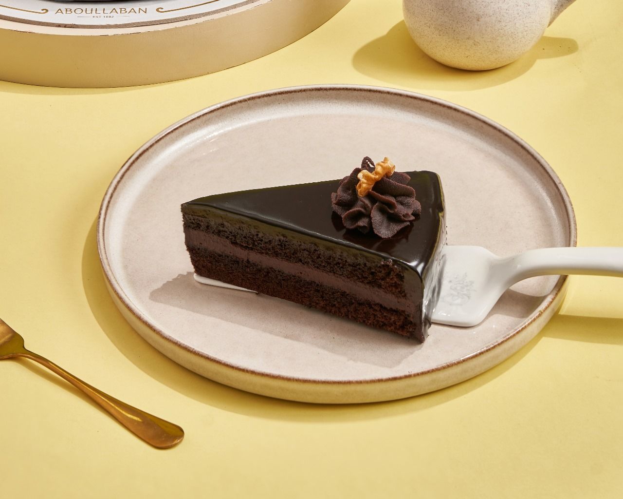 Chocolate fudge gateau