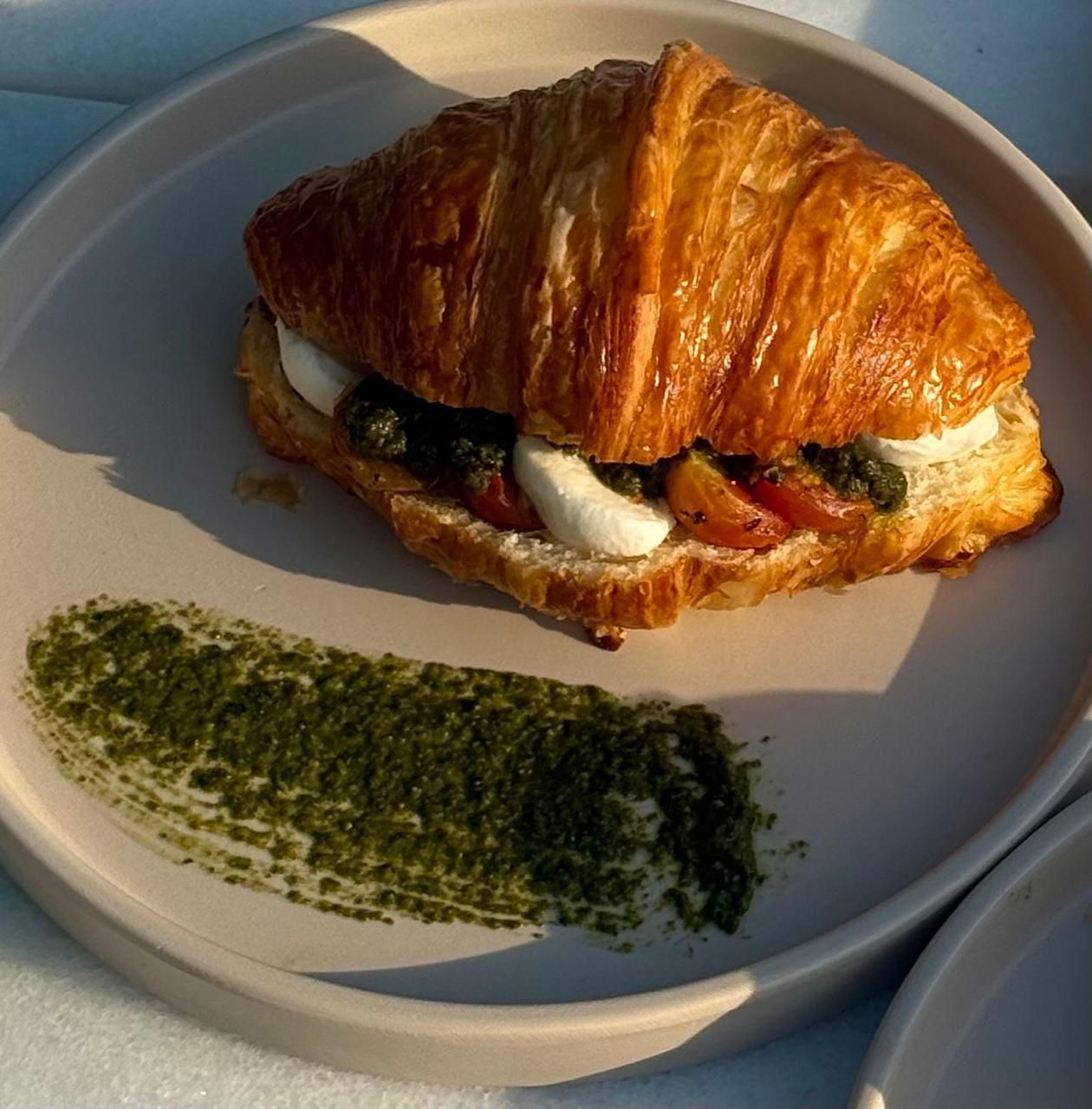 CAPRESE KROISSANT