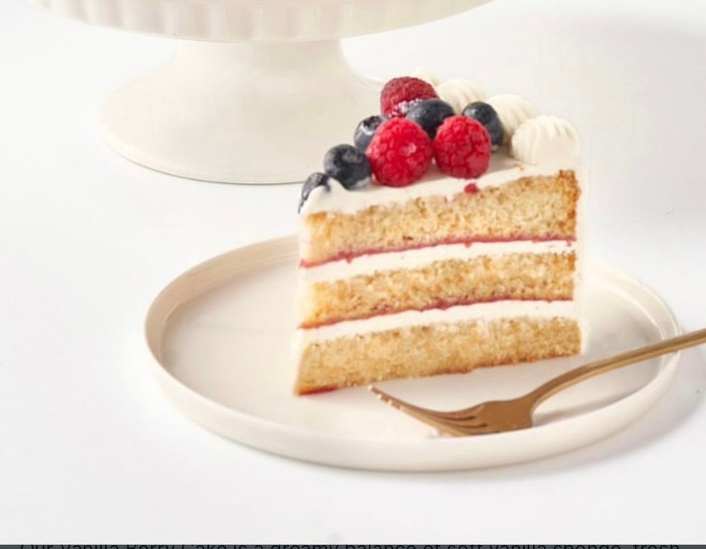 Vanilla Berry Cake