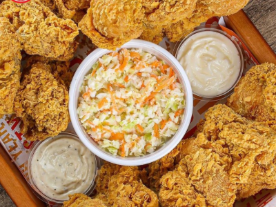 9 fried chicken pieces + 3 colslaw + 3 bread
