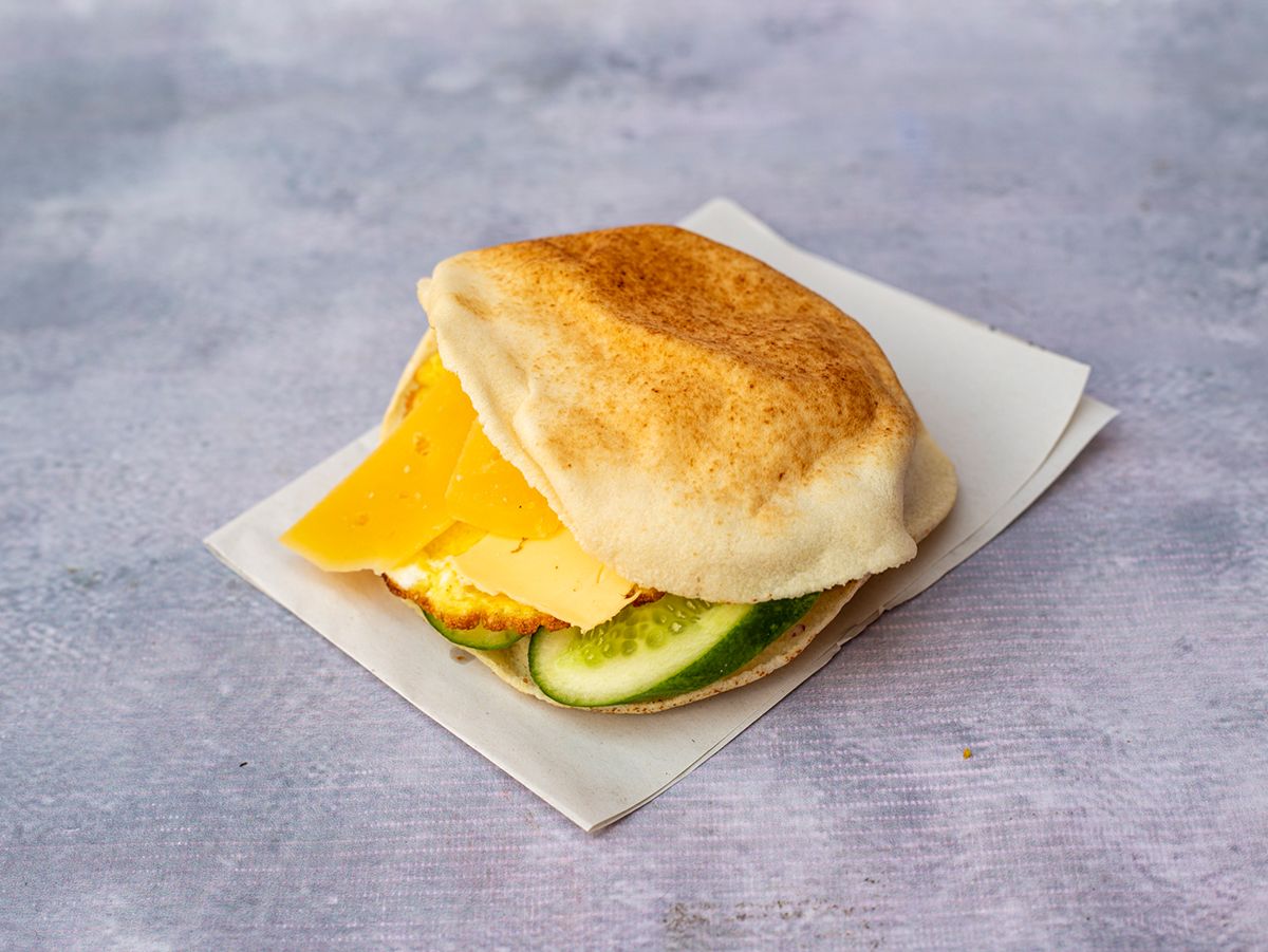 Mix Cheese Omelette Sandwich