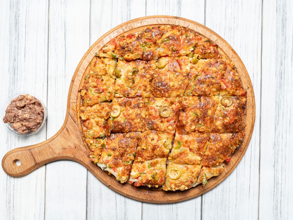 Minced Meat Oriental Pizza