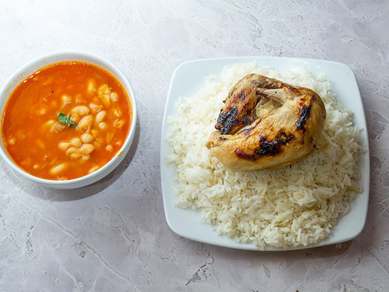 White Beans With Quarter Chicken Breast