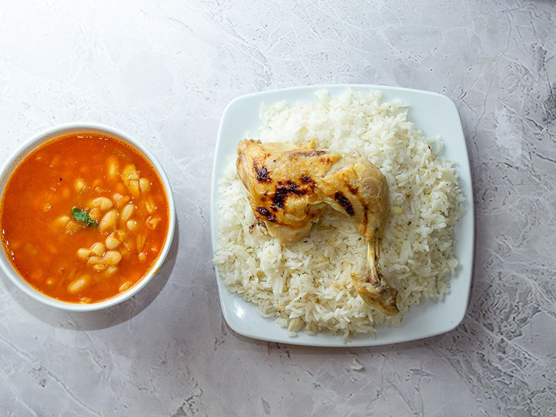 White beans with a quarter chicken thigh