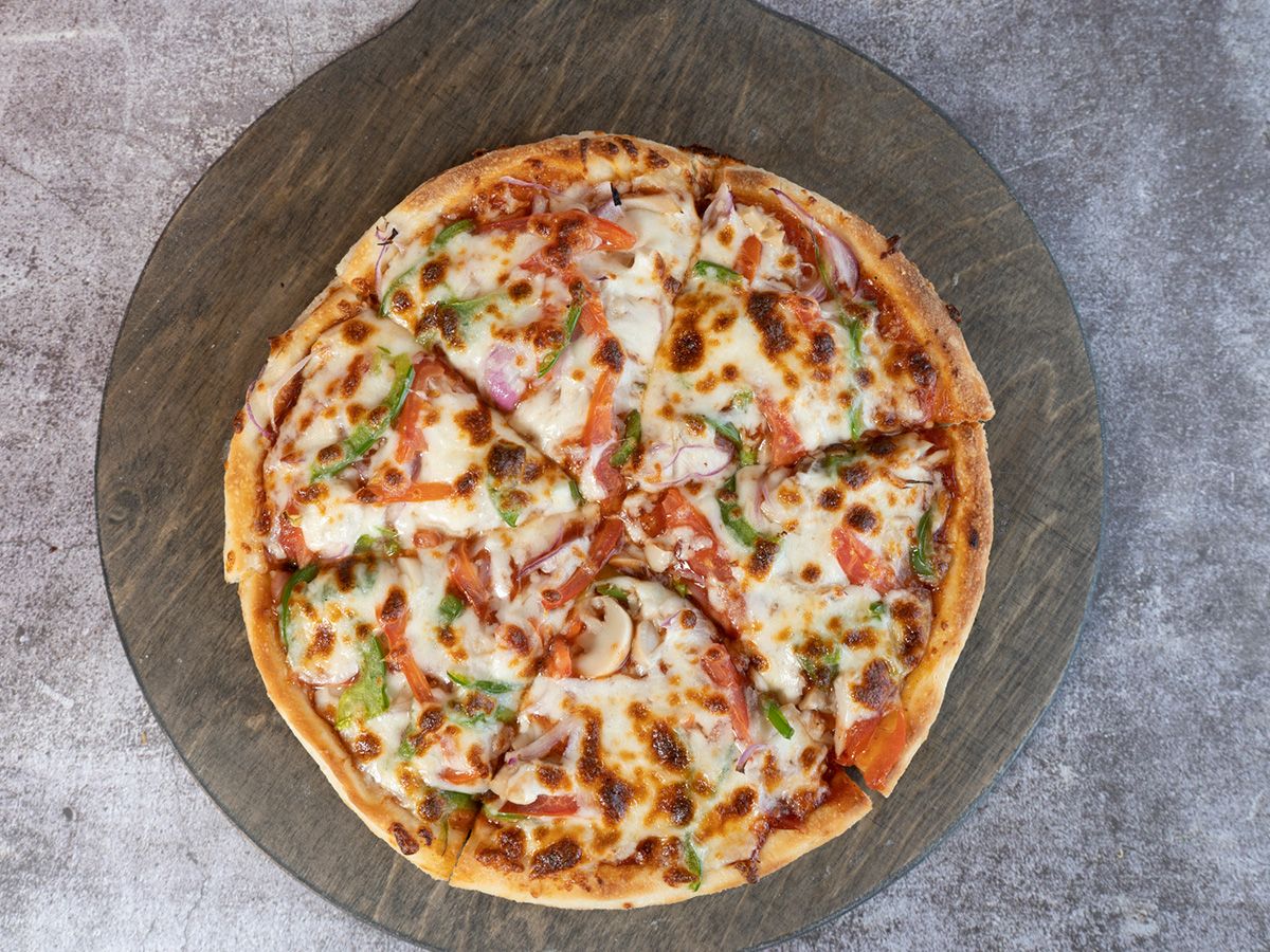 Vegetable With Mushroom Pizza italian