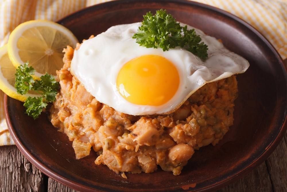 Foul with Eggs