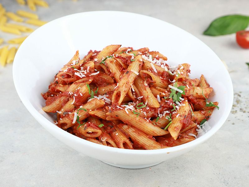 Pasta With Tomato Sauce