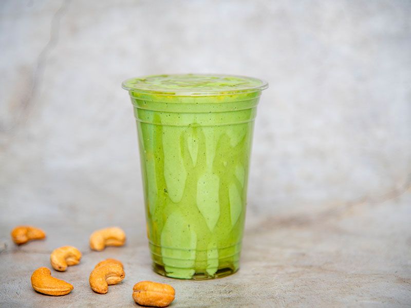 Avocado juice with cashew