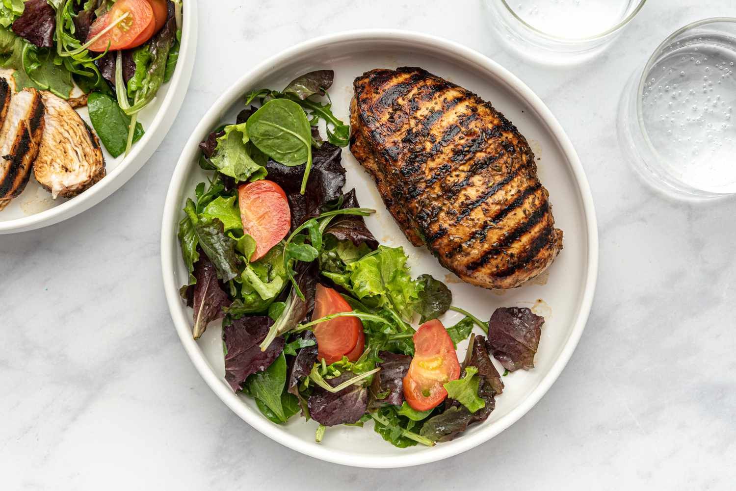 Liver grilled chicken with pasta