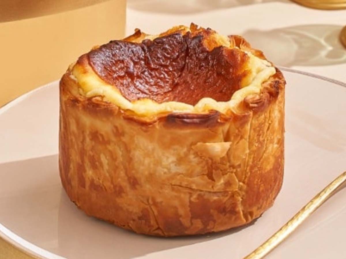 Individual Basque Cheesecake