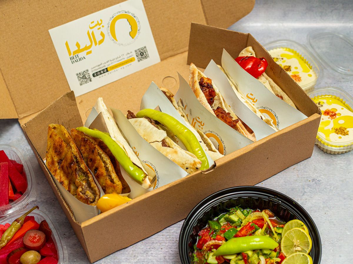 Large Mix Box 8 Sandwiches