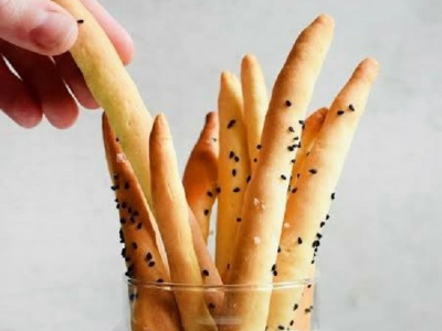 Crispy Salison Sticks With Black Seeds - 250 gm
