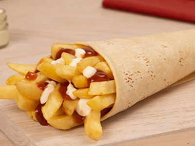 French Fries With Garlic Dip Sandwich