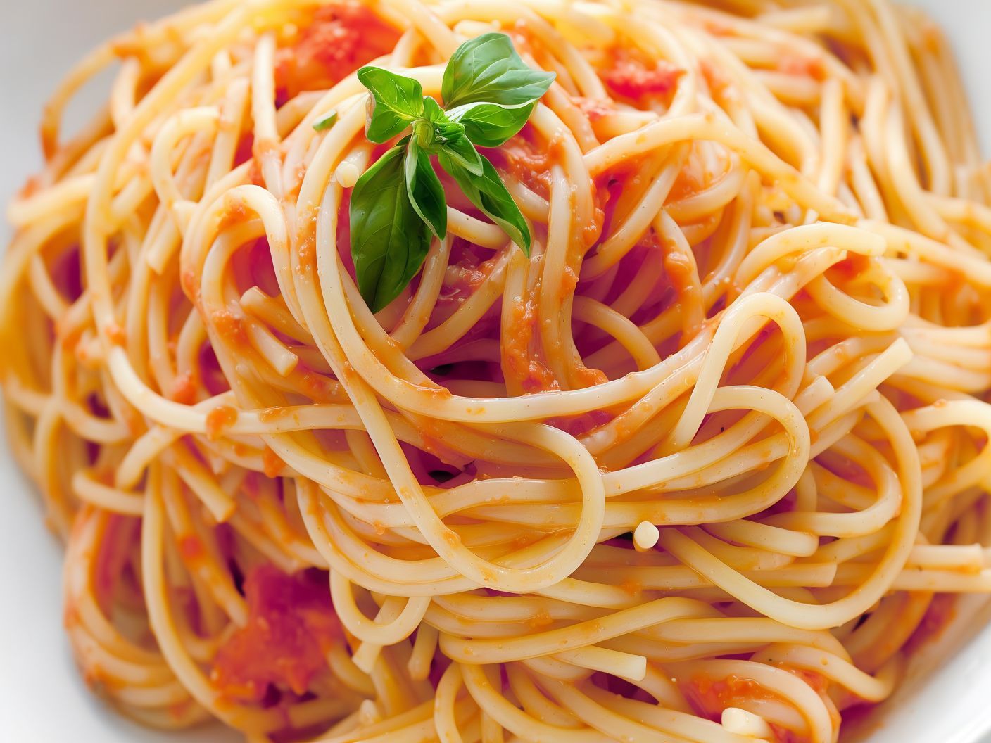 Spaghetti With Tomato Sauce Platter