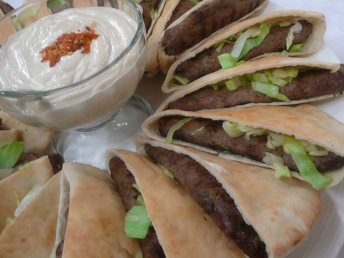 Kofta Kandooz with Baladi Bread