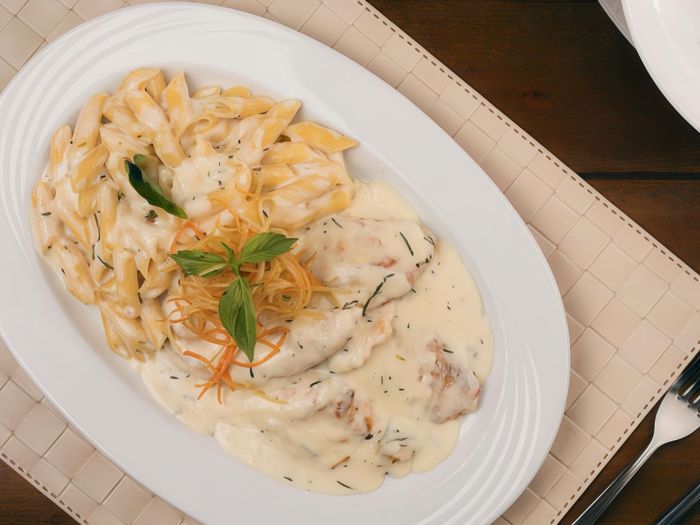 Pollo Al Rosmarino Con Penne