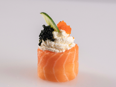 Uko Special Caviar Gunkan