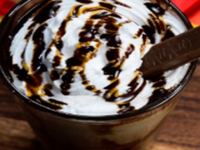 Kit Kat Chocolate Milkshake
