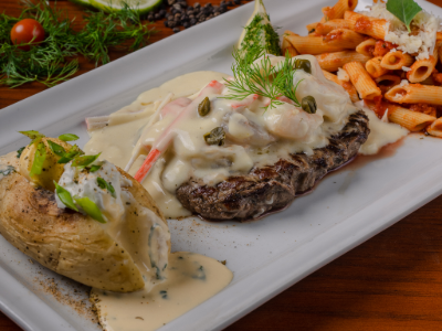 Grilled Beef Fillet With Shrimp And Crap Sauce
