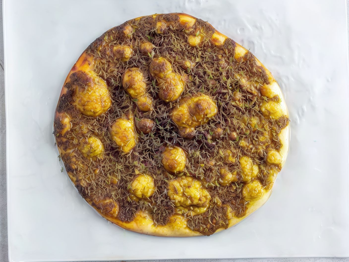 Thyme Manoucheh