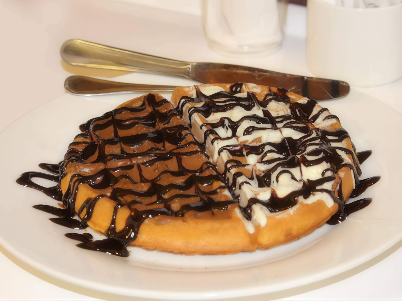 Waffle Half Nutella Chocolate And Half White Chocolate