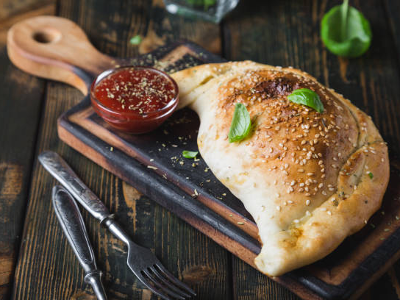 Formaggio Calzone