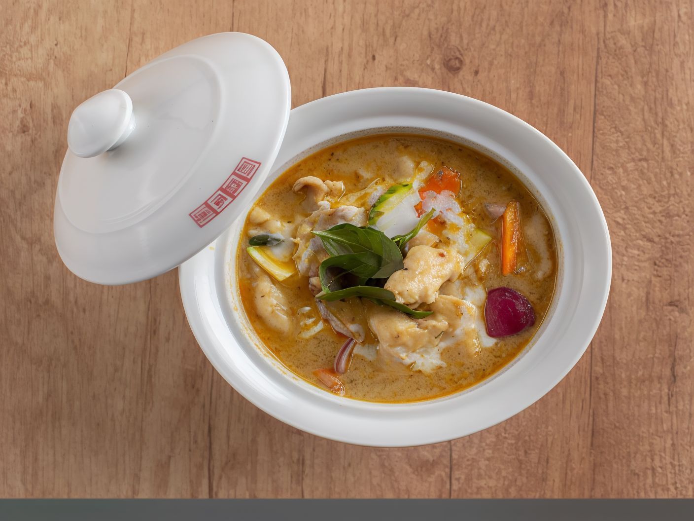 Ct05- Chicken With Curry In Thai Style