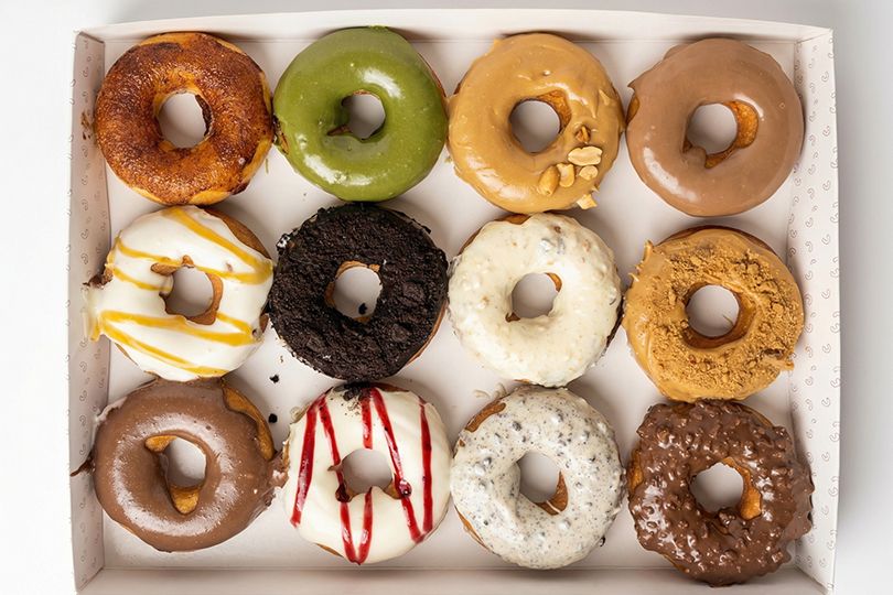 Box Of 12 Pcs Sweet Donuts