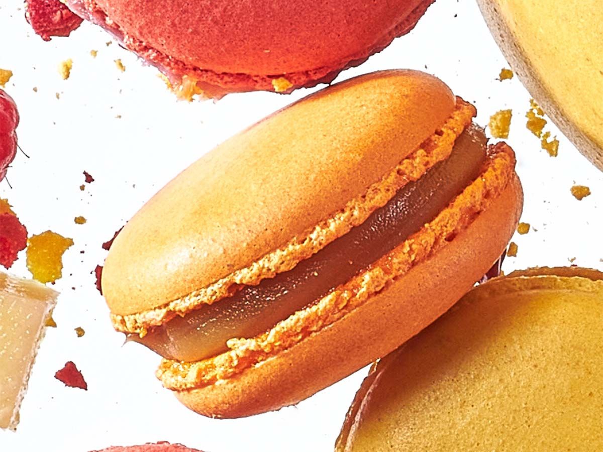 Caramel Macaron