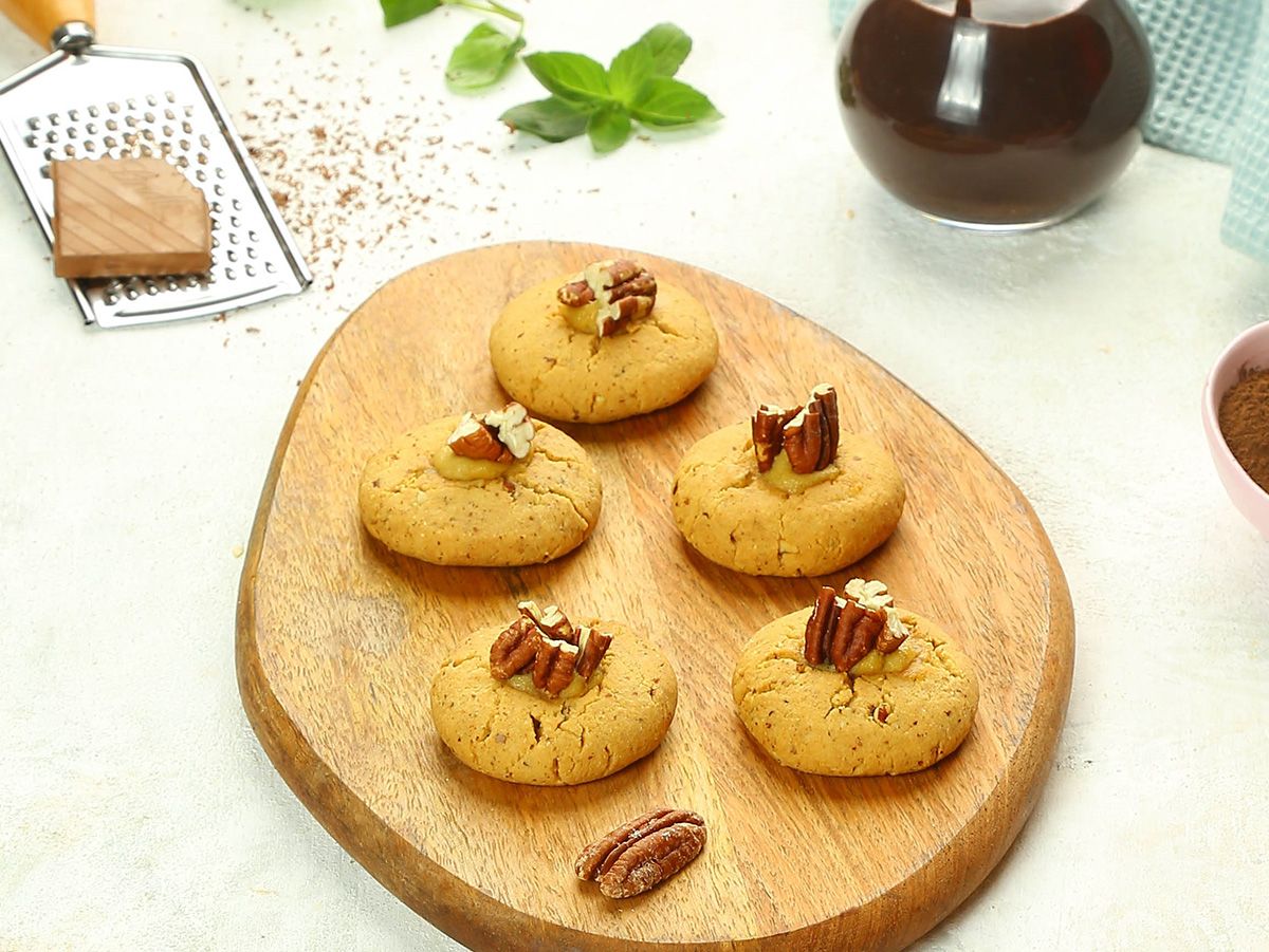 keto caramel pecan cookies