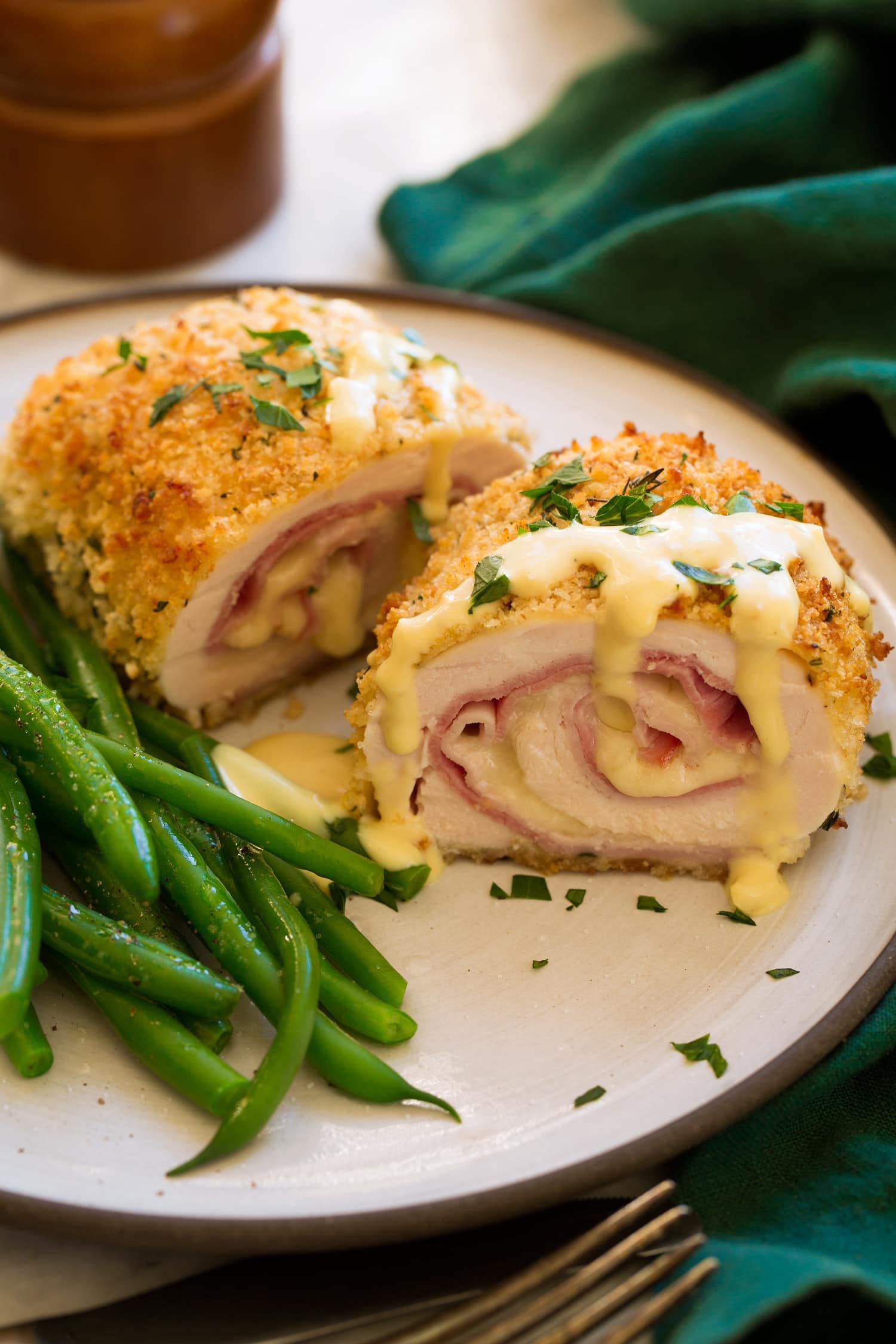 CHICKEN CORDON BLUE