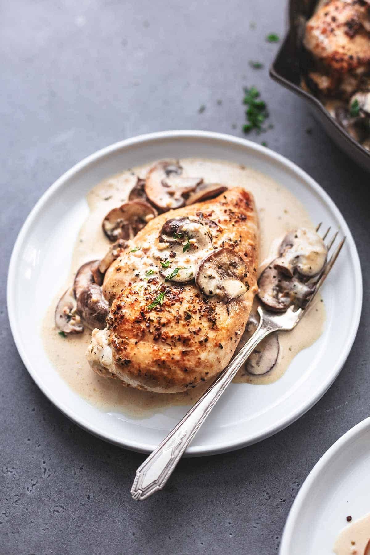 SIGNATURE CHICKEN SANDWICH
