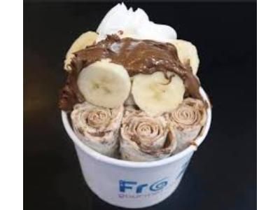 Nutella chocolate roll with banana