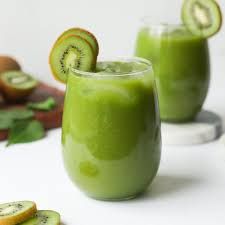 Fresh Kiwi Juice with Pieces