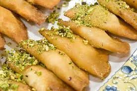 Qatayef With Cheese