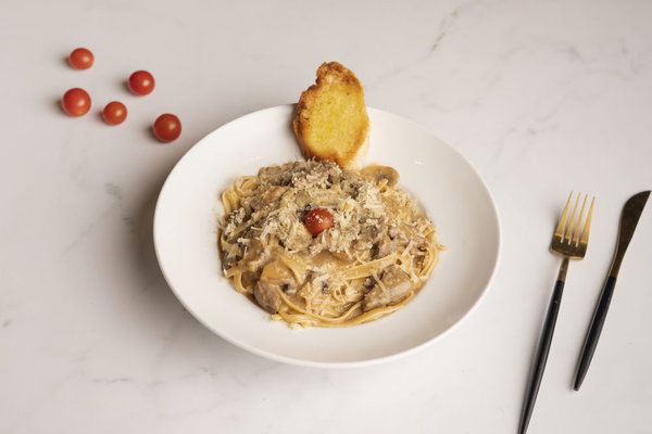 Pasta With Grilled Entrecote Pieces And Mushroom