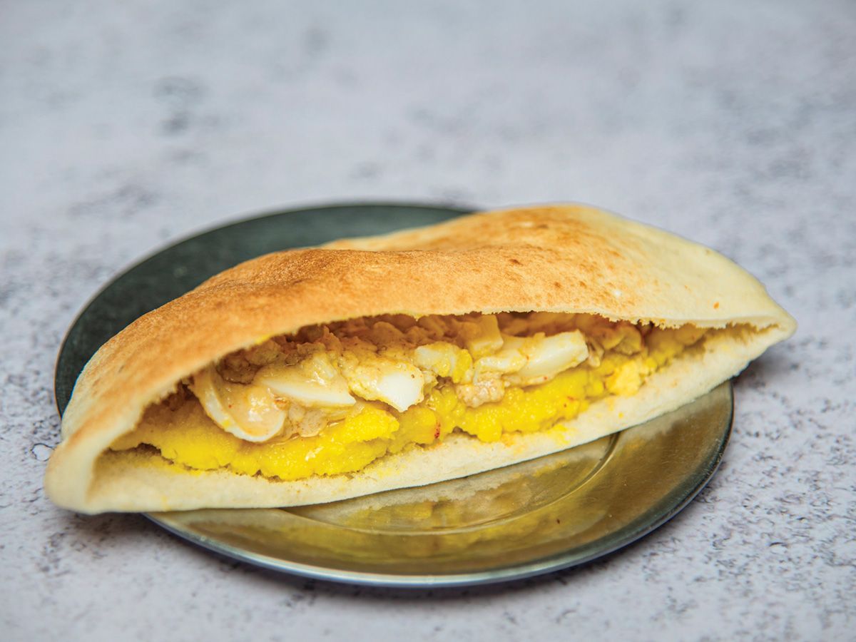 Sandwich Mashed Omelette Baladi