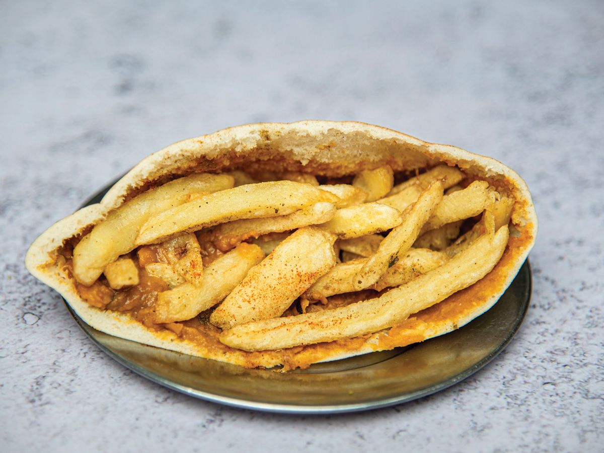 Foul With Fingers Sandwich Baladi