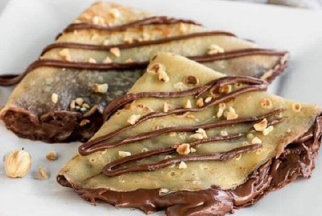 Chocolate And Nuts Crepe