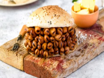 Baba Foul Sandwich