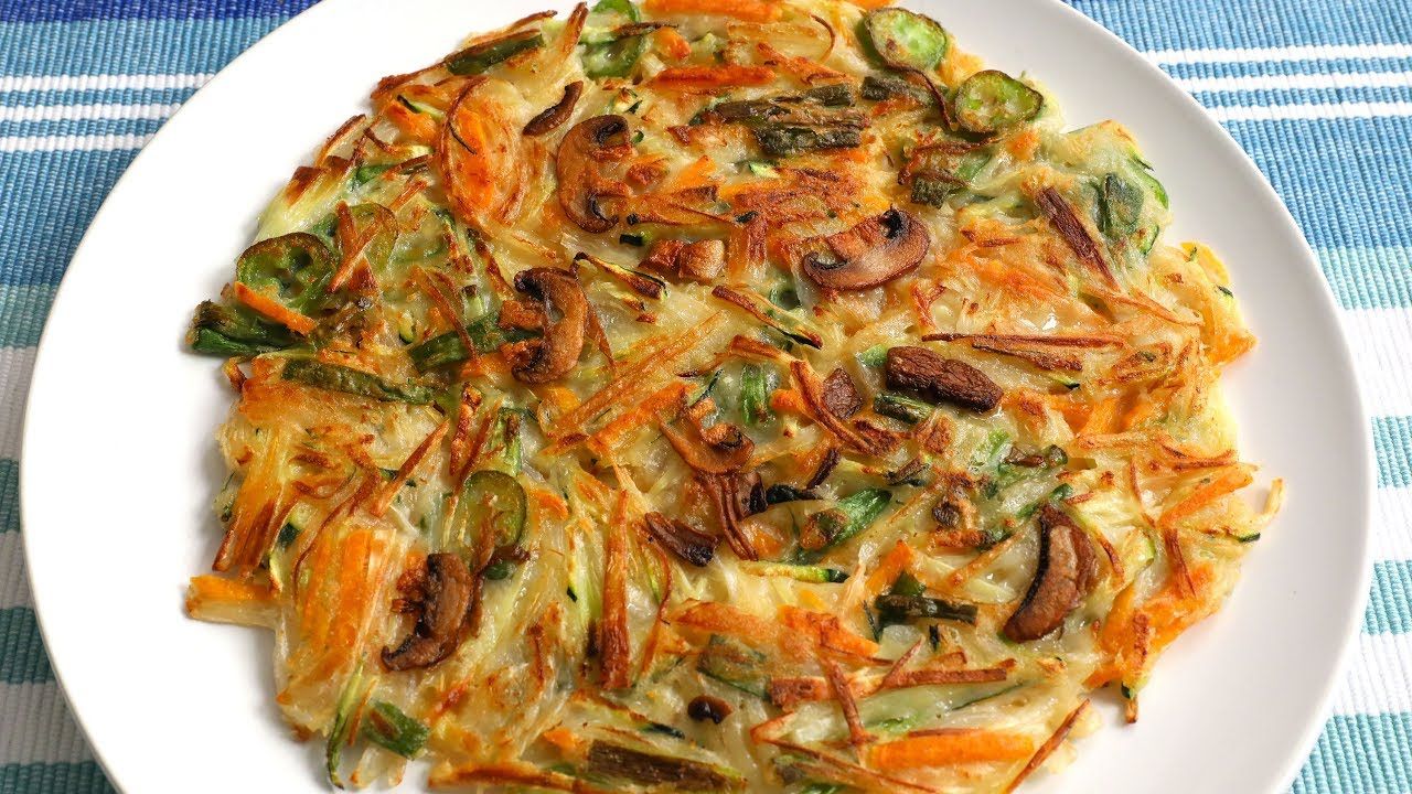 V05- Stir Fried Mixed Vegetables with Egg Pancake