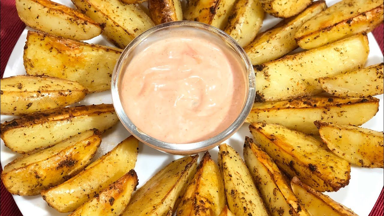 Roasted Potato Wedges With Special Sauce