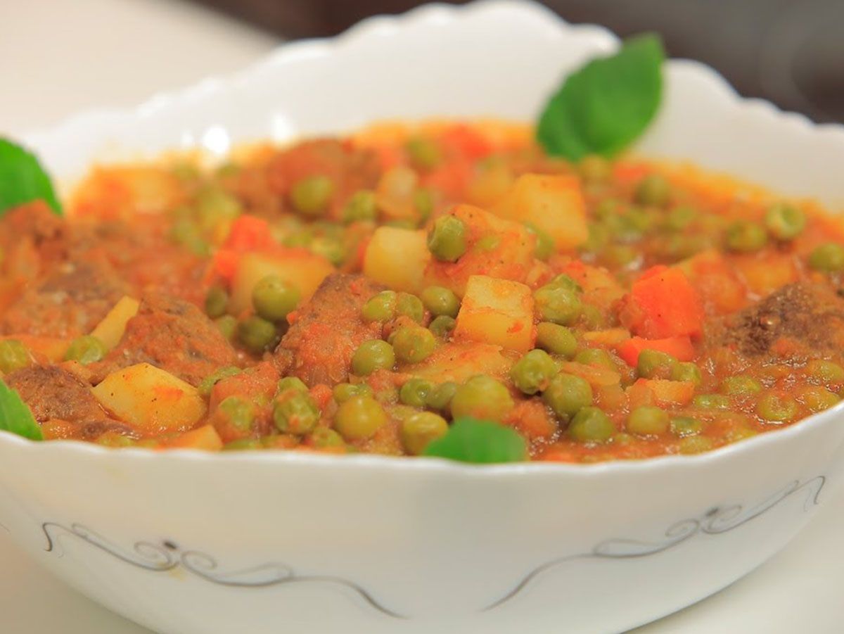 Peas With Carrots And Meat Casserole