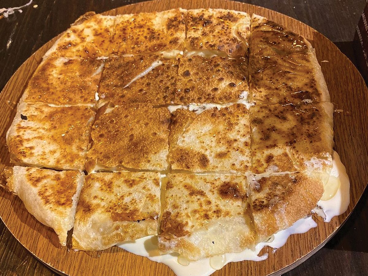 Mix cheese pie